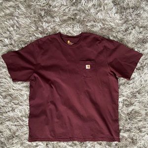 Carthartt men burgundy short sleeves crew neck, t-shirt. Size 3XL. Used.